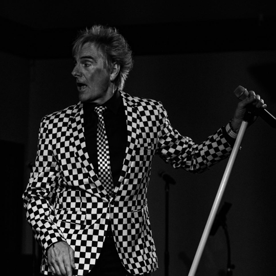 Donny Rod Entertainment - Rod Stewart Impersonator / Elton John Impersonator in Fair Haven, MI