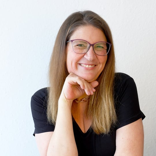 Samantha Mineo - Wedding Officiant - Wedding Officiant in Tacoma, WA