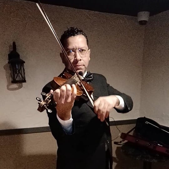 Joe Ramirez - Violinist in Bellevue, NE