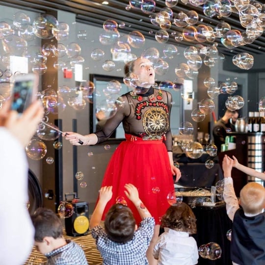 Marinabubbleshow - Children’s Party Magician in Brooklyn, NY