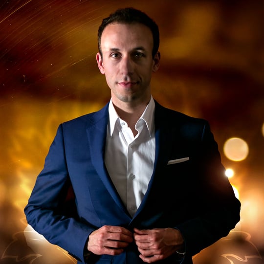 Peter Boie Magician for Non-Believers - Corporate Magician in Boston, MA