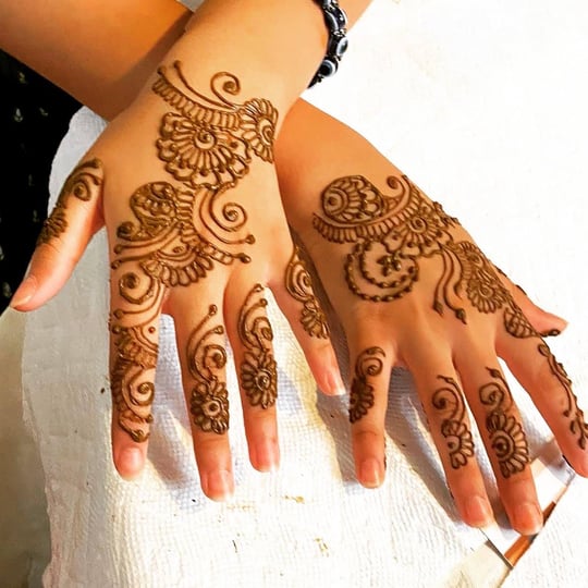 Henna Artist - Arts & Crafts Party in Dayton, OH