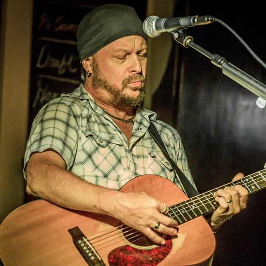 Joe Heilman - Singing Guitarist in Virginia Beach, VA