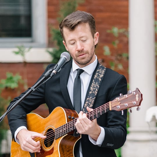 Bobby Crawford - Singing Guitarist / Wedding Musicians in Cincinnati, OH