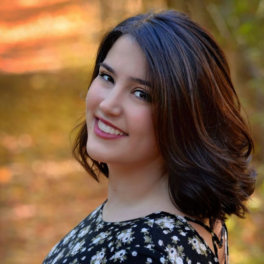 Zoe Zee - Classical Singer in Farmington, MI