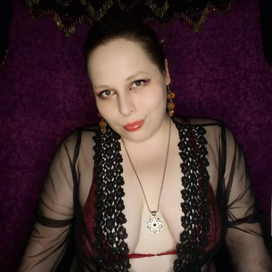 Amandabelle - Burlesque Entertainment in Tacoma, WA