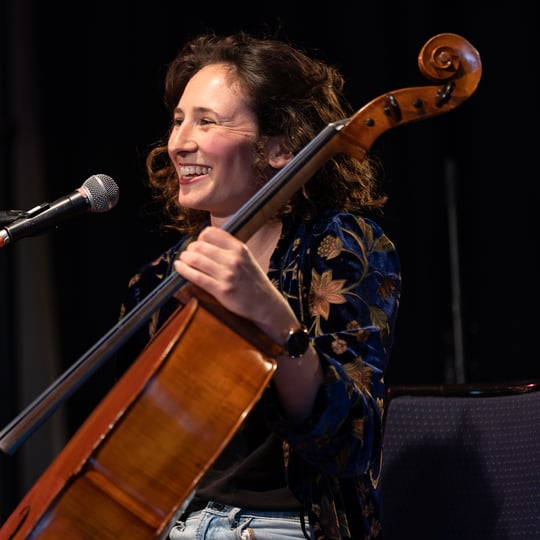 Ollella - Cellist in Seattle, WA