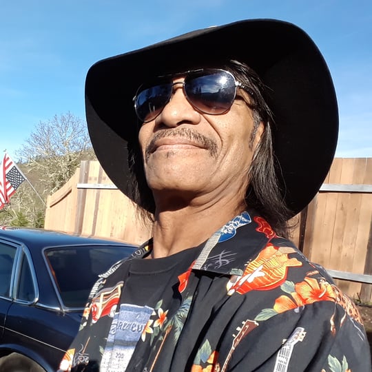 Jaguar James - Singing Guitarist in Rogue River, OR