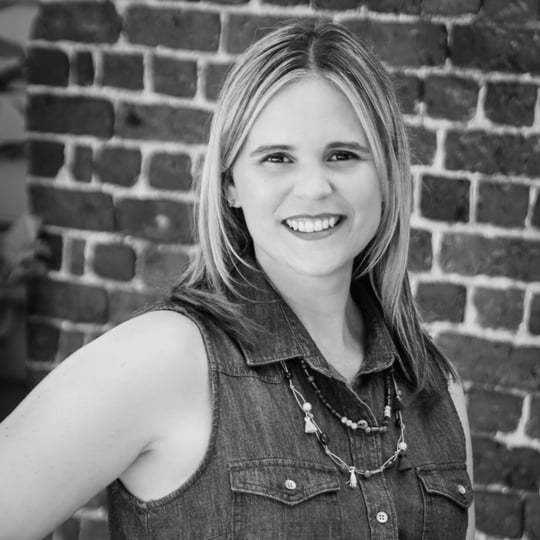 Amy Lloyd - Funeral Music in Waldorf, MD