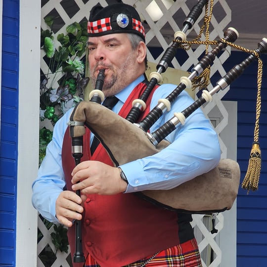 American Bagpipes - Bagpiper / Celtic Music in Branson, MO