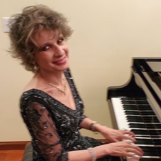 Claudia Sanchez, the Passionate Pianist - Pianist / Classical Pianist in Pittsburgh, PA