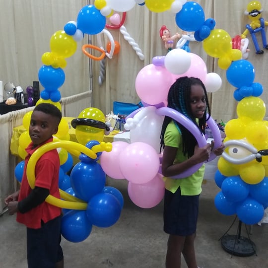A and B Balloon Twisting - Balloon Twister in Nashville, TN