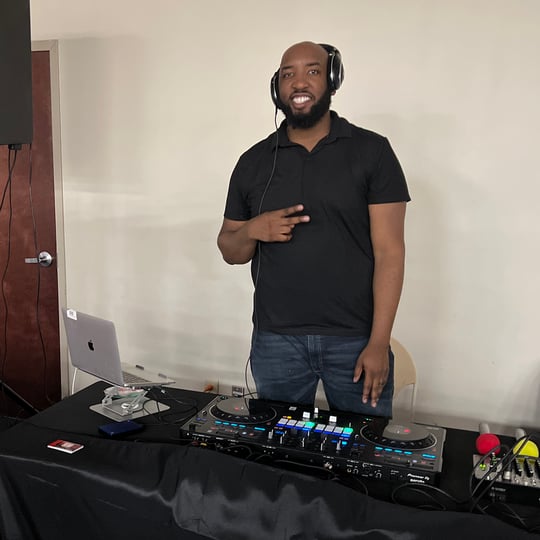 DJ Sonny Banks - DJ / Corporate Event Entertainment in Douglasville, GA