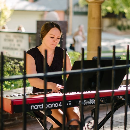 Sonya Clark, piano - Pianist / Wedding Entertainment in Denver, CO