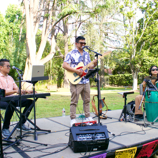 Luis É Latin Band - Latin Band / Latin Jazz Band in Monterey Park, CA