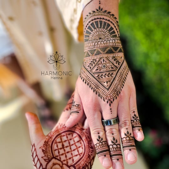 Harmonic Henna - Henna Tattoo Artist in Hayward, CA
