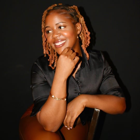Hire Leona Lee - R&B Vocalist in Los Angeles, CA | GigSalad