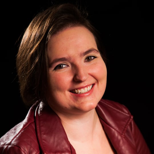 Amanda Averell - Stand-Up Comedian in Pittsburgh, PA