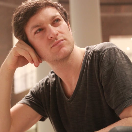 Chris Zurich - Singing Guitarist in Los Angeles, CA
