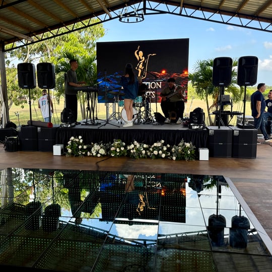 LuxeLedEventsMC - Party Rentals / Outdoor Movie Screens in Hialeah, FL