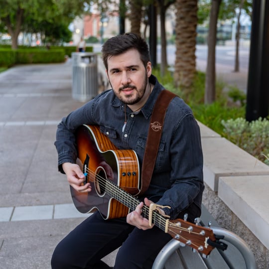 Eli Milan - Singing Guitarist in Las Vegas, NV