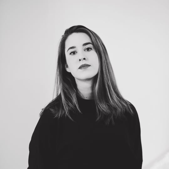 Veerle Winkelmolen - Singing Pianist in Lawrence, KS