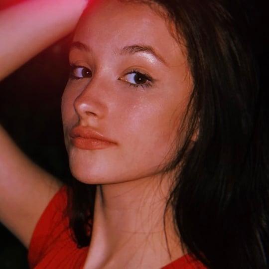 Zoe G - R&B Vocalist / Actress in Macomb, IL