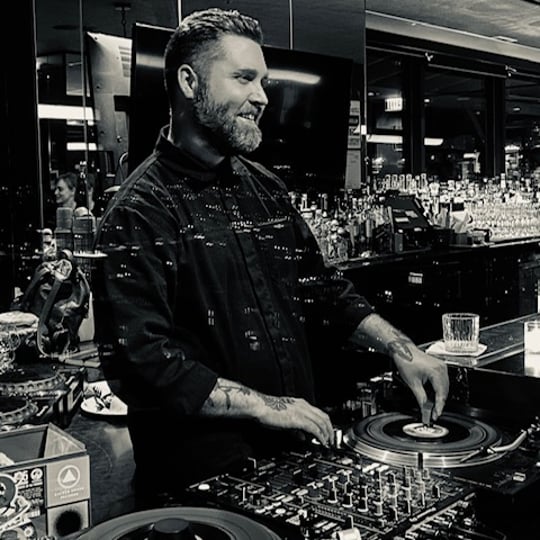 DJ Hotline - DJ / Mobile DJ in Spokane, WA