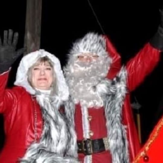Santa Jon and Mrs Claus - Santa Claus in Edwardsville, IL