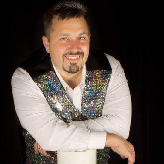 The Latham's Dazzling Magic - Magician / Children’s Party Magician in Joppa, AL