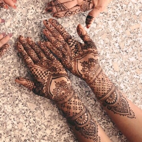 Henna Rain - Henna Designer - Henna Tattoo Artist / Body Painter in Boston, MA