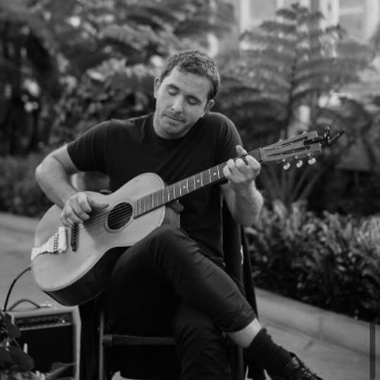 Blissful Background Sounds - Guitarist in St Louis, MO