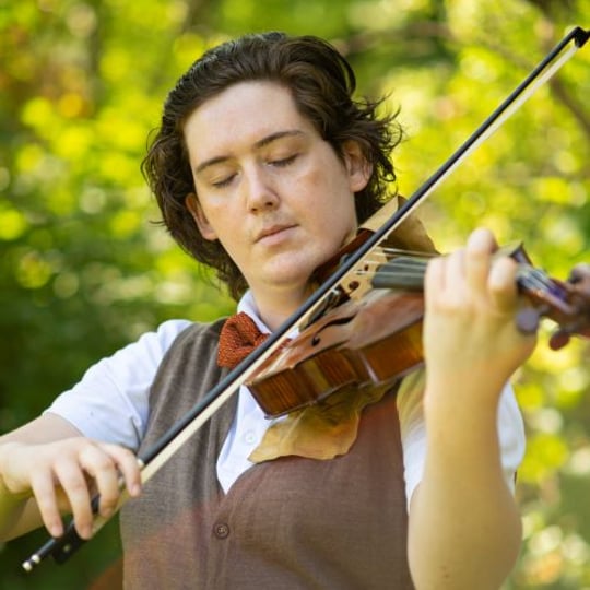 Muireann Meiklejohn Music-Making - Violinist in Kelowna, BC