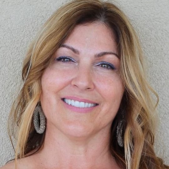 Pamela Dio Music - Pianist / Holiday Party Entertainment in Odessa, FL