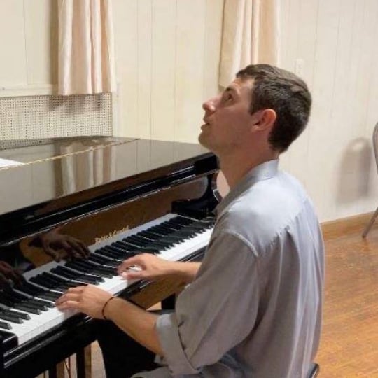 Charles Berg Piano For Any Occasion - Pianist / Wedding Entertainment in Fayetteville, AR