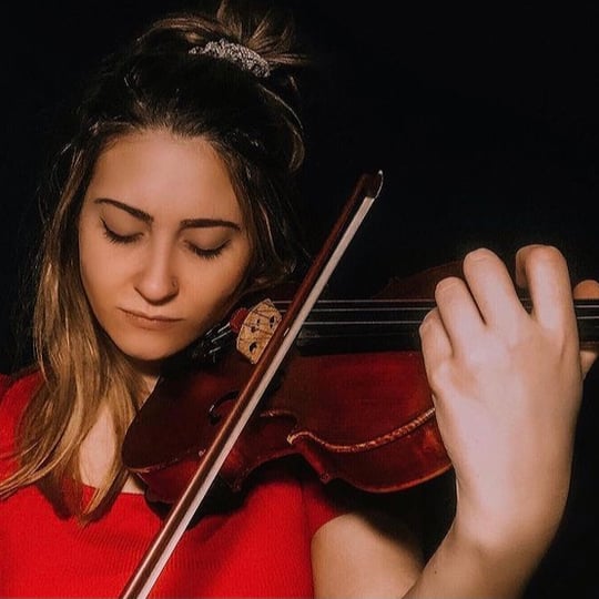 Lilly Innella Violin - Violinist in Plaistow, NH