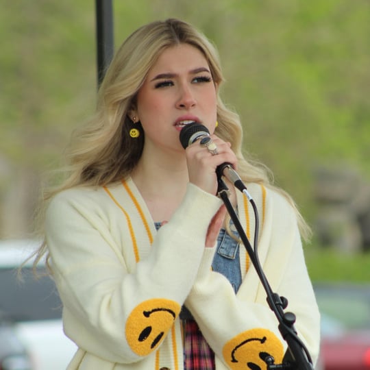 Lenox Monroe - Singer/Songwriter / Pop Singer in Bloomington, IN