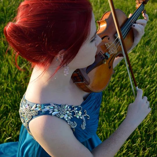 Kristen Monnik - Violinist / Wedding Entertainment in Montreal, QC