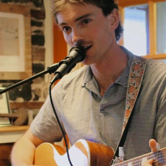 Benny Midnight - Singing Guitarist in Providence, RI