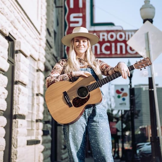 Ashley Smith - Singer/Songwriter / Guitarist in Jennings, OK