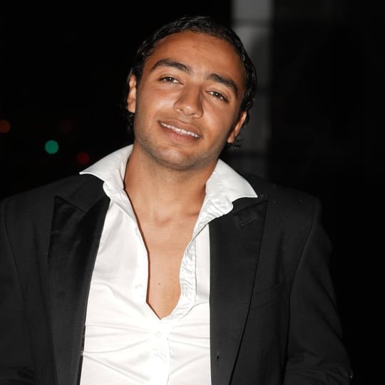 Smailo - Singing Guitarist in Honolulu, HI