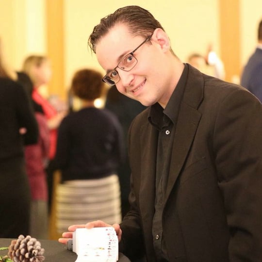 Simply Magic Productions - Comedy Magician in Vancouver, BC