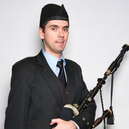 Ian Underwood - Piper For All Occasions - Bagpiper / Wedding Musicians in Bridgewater, CT