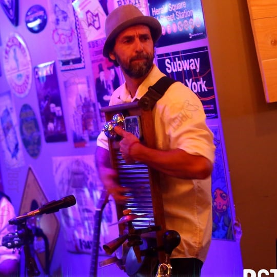 Washboard Leo - Jazz Band / Bossa Nova Band in Woodside, NY