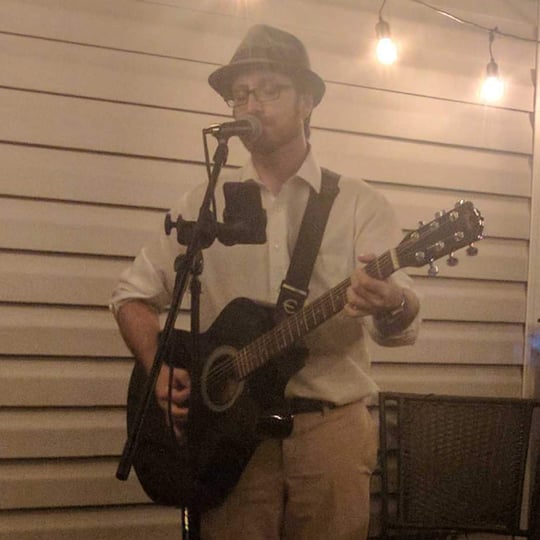 Alberto Daglio - Singing Guitarist / Wedding Musicians in Cincinnati, OH