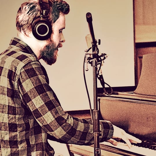 Jonathan Andrew Kurz - Singing Pianist in Akron, OH
