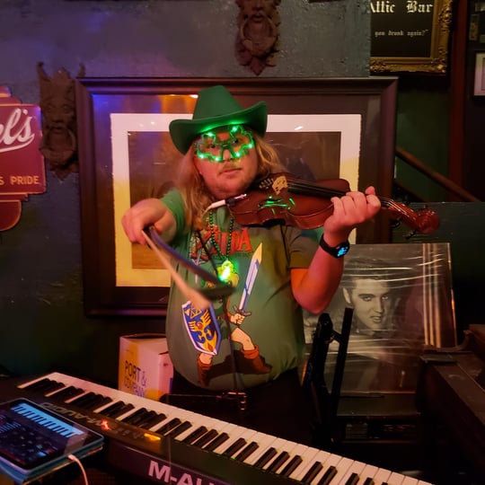 8 Bit Mike- Piano/Keytar - Violinist / Classical Pianist in Niles, IL