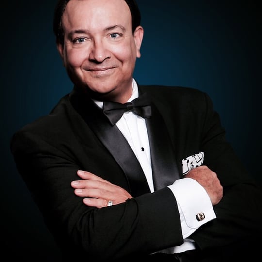 A Tribute to Frank Sinatra by Armando Diaz - Frank Sinatra Impersonator in Orlando, FL