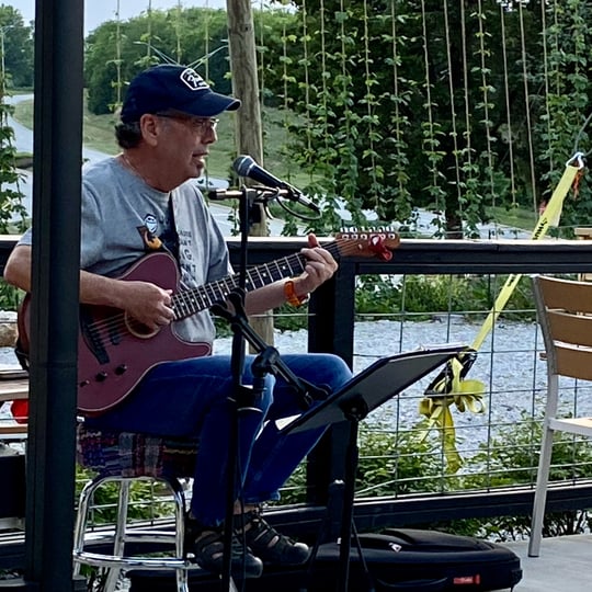 Adrian - Singing Guitarist in Olathe, KS