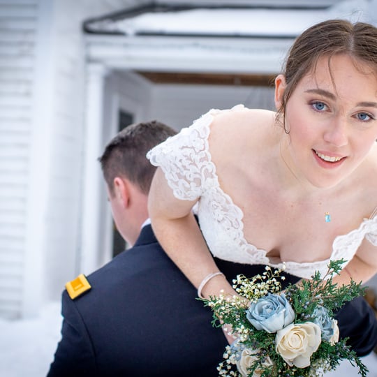 Annie x Mike Wedding Photography - Photographer / Portrait Photographer in Cincinnati, OH